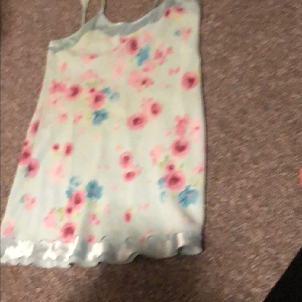 Mini floral dress used by enchanting sizeS